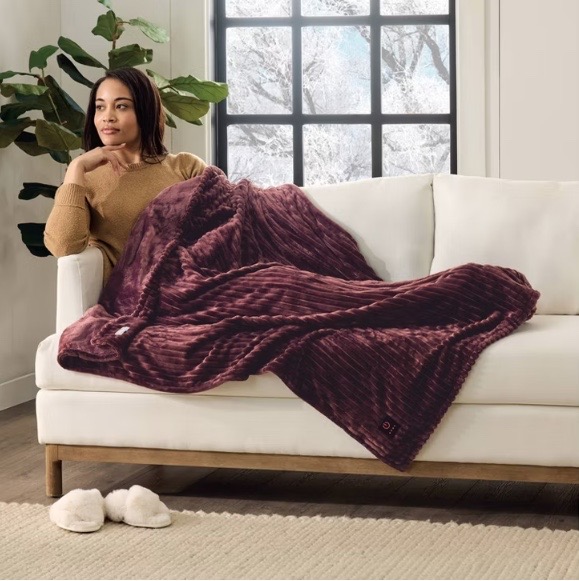 Cozy Electric Throw Blanket - Image 2